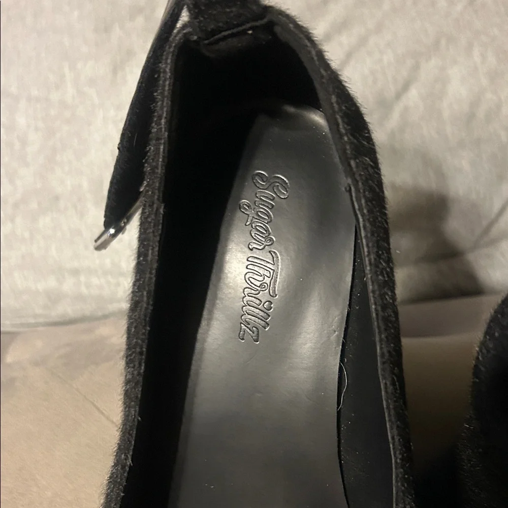 Y2K Sugar Thrillz Black Plush Platform Heels